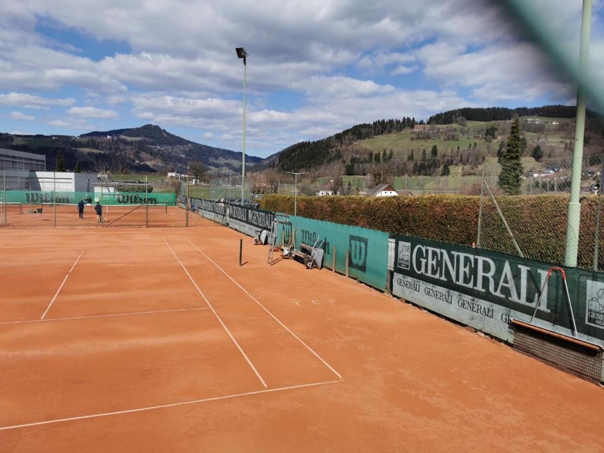 Feldkirchen in KärntenErholsames Wohnen Am Sonnenbergアパートメント エクステリア 写真